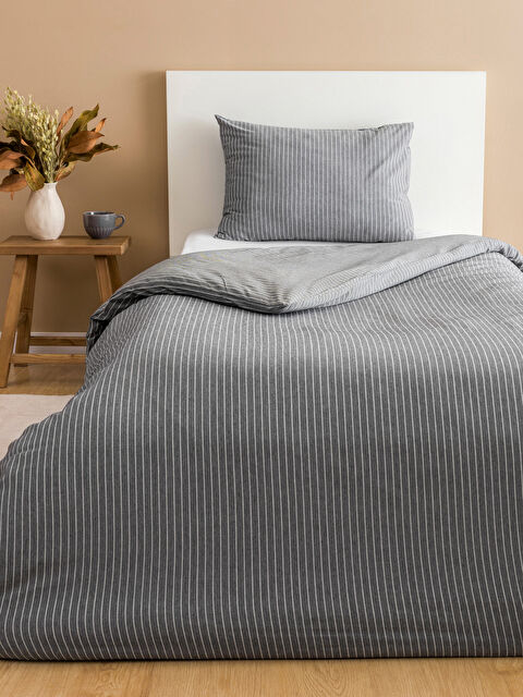 LCW HOME Çizgi Desenli Tek Kişilik Nevresim Seti - W5I411Z8-FKN