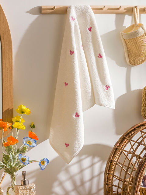 LCW HOME Nakışlı Pamuklu Yüz Havlusu 50x80 cm - S61512Z8-R9J
