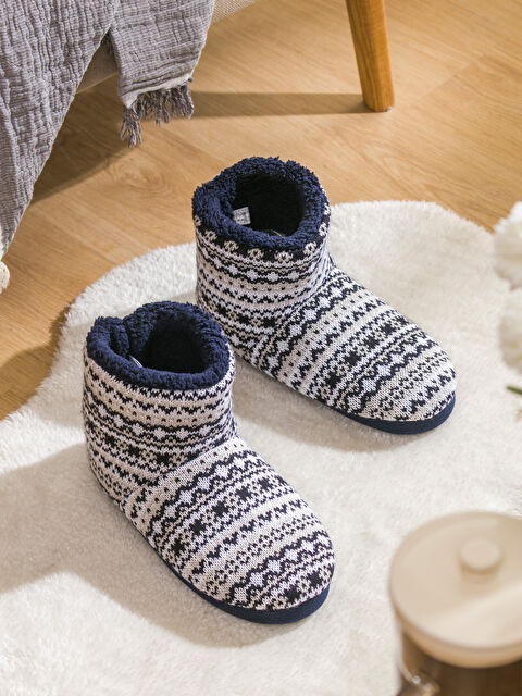 LCW STEPS Pelüş Erkek Ev Botu - W5M688Z8-M0T