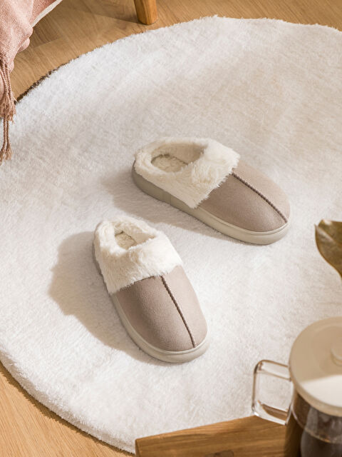 LCW STEPS Pelüş Astarlı Kadın Ev Terliği - W61699Z8-DRR