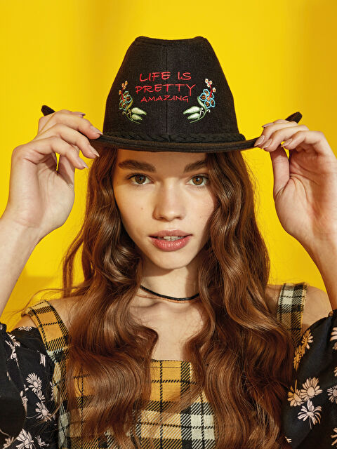 LCW ACCESSORIES Женская вышитая фетровая шляпа - S13178Z8-CVL