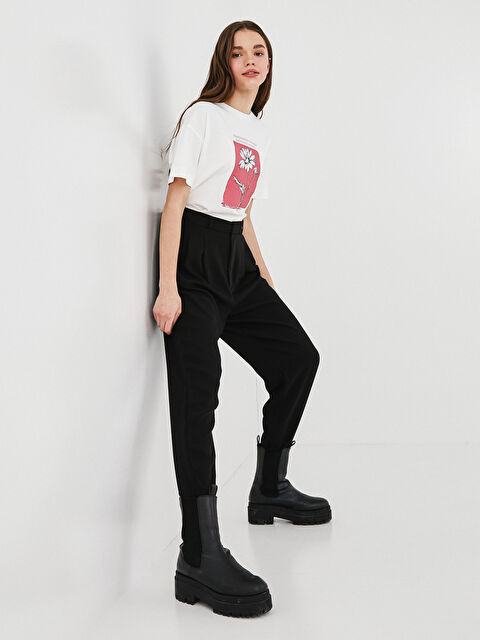 LCW Vision High Waist Pocket Detailed Ankle Length Gabardine Trousers For Women - S1CG33Z8-E0N