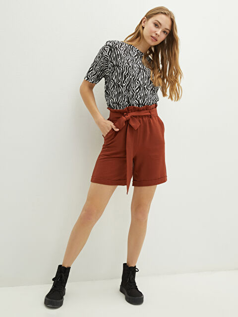 LCW Vision Beli Lastikli Kemerli Cep Detaylı Kadın Şort - S1GI24Z8-KYS