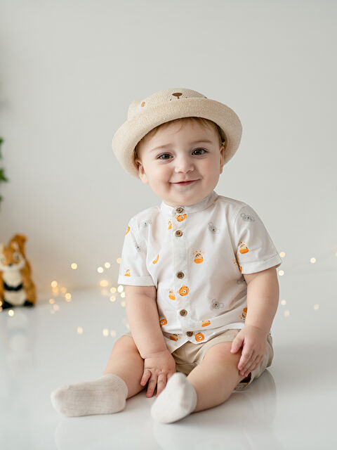 LCW baby Collared Neck Short Sleeve Printed Baby Boys' Shirt and Shorts 2 Pack Set - S23357Z1-R9J