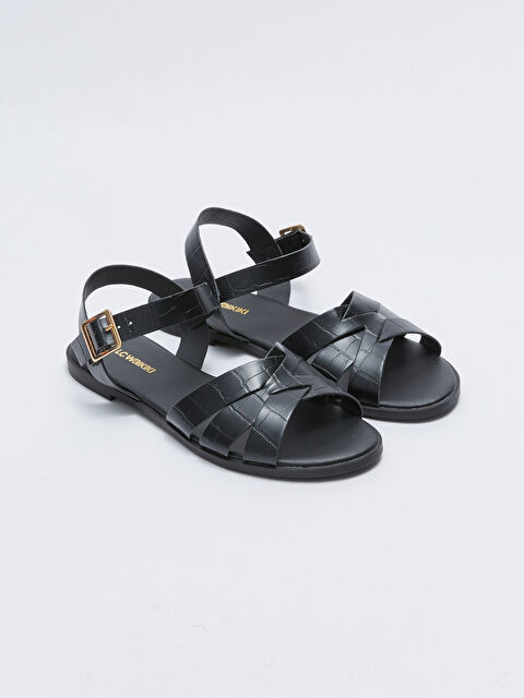 LCW STEPS صنادل نساء بتفاصيل ديال البكل ومظهر الجلد - S27964Z8-HUC