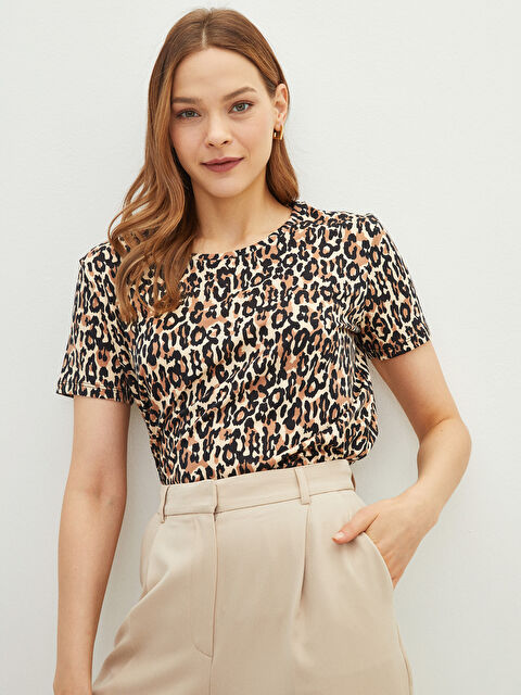 LCWAIKIKI Basic Crew Neck Patterned Short Sleeve Cotton Women's T-Shirt - S2BI19Z8-LQB