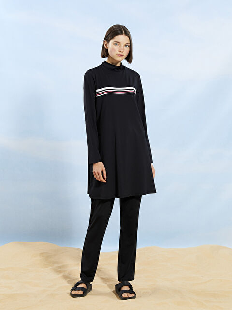 LCW DREAM Dik Yaka Çizgili Uzun Kollu Kadın Tesettür Mayo Üst