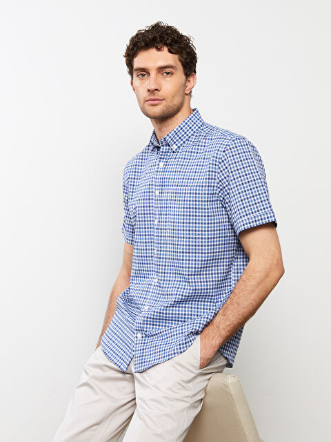 LCWAIKIKI Classic Рубашка мужская оксфордская в клетку стандартного кроя с короткими рукавами - S2CF88Z8-LMR