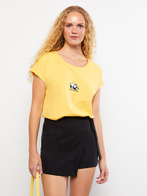 LCW DREAM Bisiklet Yaka Baskılı Kısa Kollu Pamuklu Kadın Pijama Üst