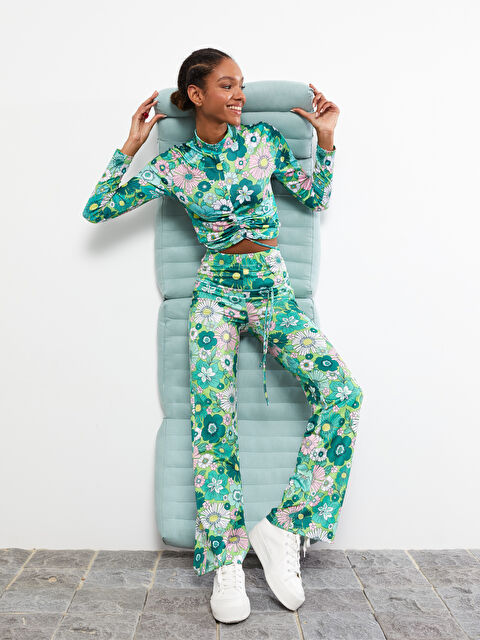 LCW Vision Stand Collar Floral Ruffle Detailed Long Sleeve Women's T-Shirt - S2DT24Z8-LRR