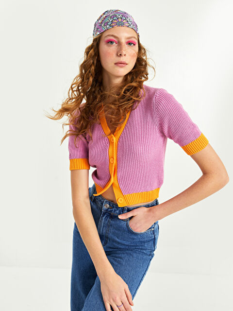 XSIDE كارديجان تريكو بياقة على شكل حرف V وبلوك الألوان وكم قصير - S2DV49Z8-SAF