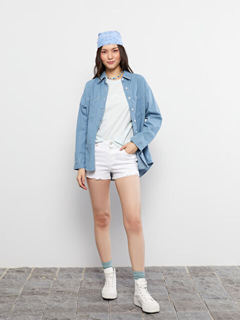 LCW Jeans Dar Fit Düz Cep Detaylı Kadın Rodeo Jean Şort - S2EY80Z8-844