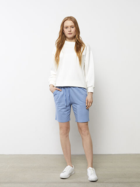 LCWAIKIKI Basic Beli Lastikli Düz Cep Detaylı Pamuklu Kadın Bermuda Şort