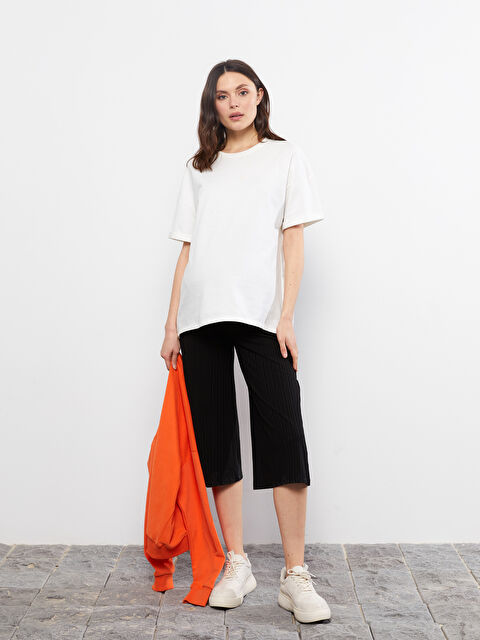 LCWAIKIKI Maternity Plain Maternity Capri With Tummy Panel - S2FF94Z8-CVL