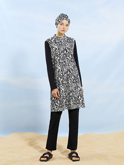 LCW DREAM Dik Yaka Desenli Kadın Tesettür Mayo Takımı - S2FI72Z8-LQJ