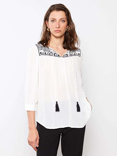 LCWAIKIKI Classic Tie Collar Embroidered Crinkle Fabric Women's Blouse - S2FQ24Z8-EEW