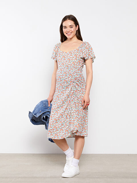 LCWAIKIKI Maternity Kare Yaka Desenli Kısa Kollu Viskon Hamile Elbise