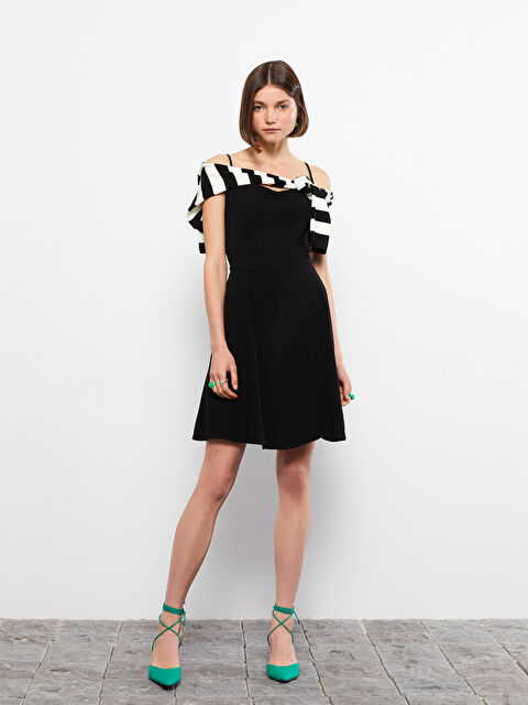 LCW Vision Kalp Yaka Düz Askılı A Kesim Kadın Elbise