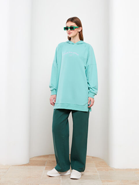 LCW Modest تونيك سويتشيرت للسيدات بكابوش مطبوع كم طويل - S2HR87Z8-RR2