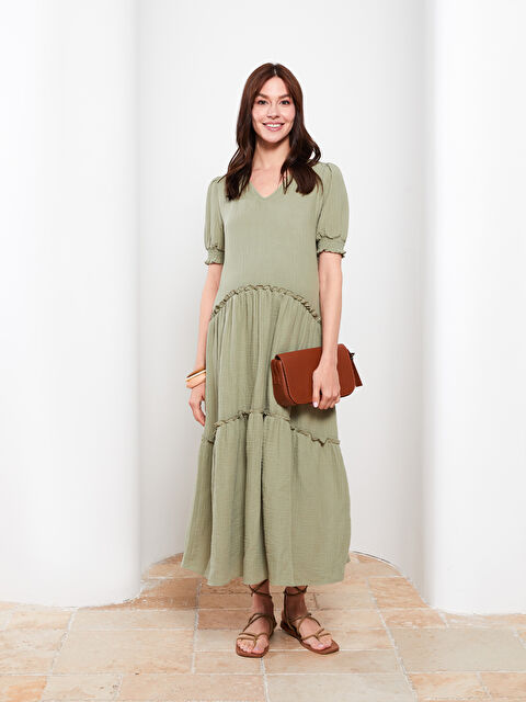 LCWAIKIKI Maternity V Yaka Düz Kısa Kollu A Kesim Müslin Kumaş Hamile Elbise - S2I886Z8-GGY