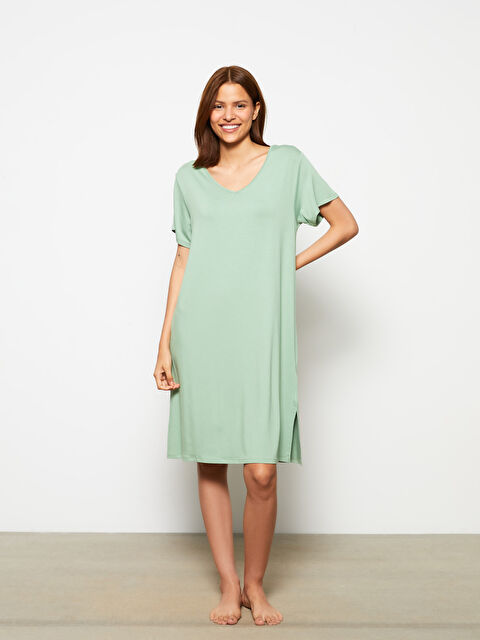 LCW DREAM V Yaka Düz Kısa Kollu Kadın Gecelik - S2IB63Z8-GDK