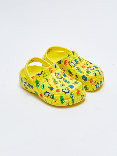 LCW STEPS Пляжные сандалии для мальчиков с принтом и закрытым носком - S2IF61Z4-CRK