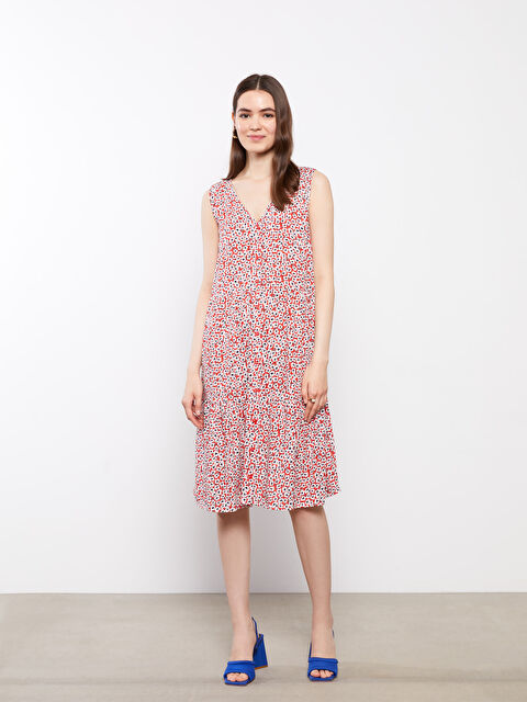 LCWAIKIKI Classic V Yaka Desenli Kolsuz Viskon Kadın Elbise