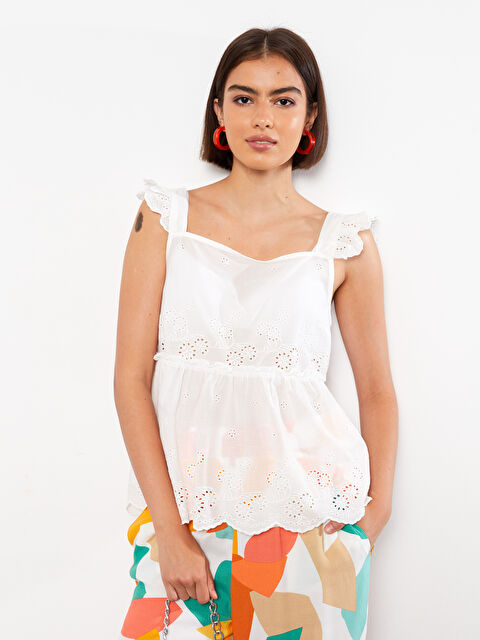 LCW Vision Kare Yaka Nakışlı Kolsuz Poplin Kadın Bluz - S2JD28Z8-R9K