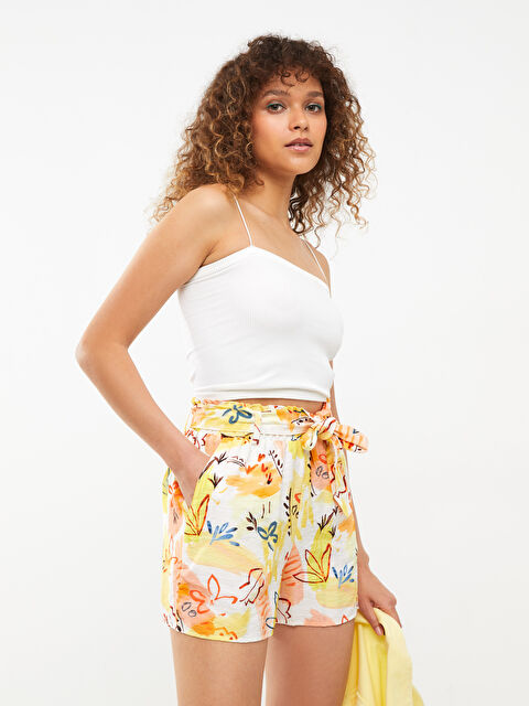 LCW Vision Beli Lastikli Desenli Kadın Şort