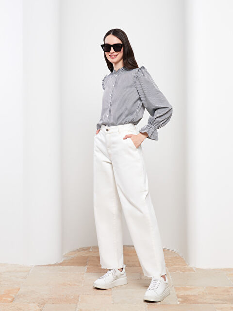 LCW Modest Beyaz Standart Fit Düz Cep Detaylı Rodeo Kadın Jean