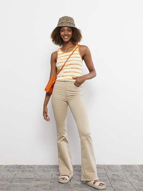 LCW Vision Әйелдерге арналған дөңгелек жағалы жолақты жеңсіз футболка - S2KG95Z8-LGZ