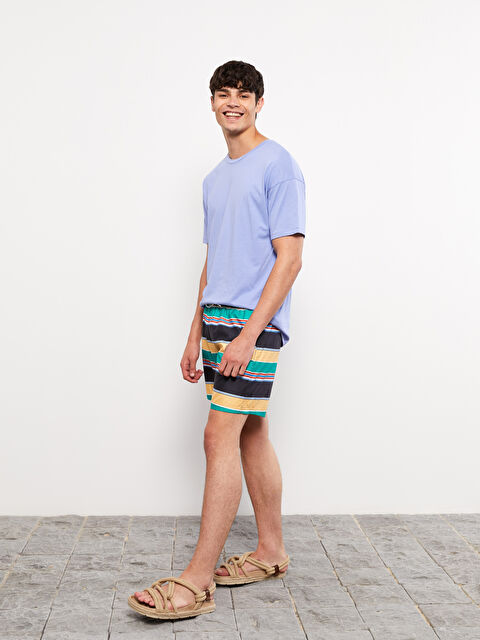 LCW SWIMWEAR Kısa Boy Çizgili Erkek Deniz Şortu - S2MM23Z8-LU7