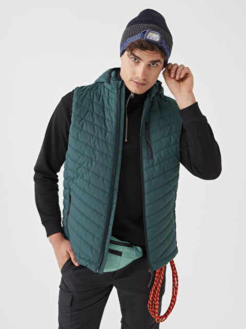 XSIDE ACTIVE Жилет Мужской Дутый С Капюшоном Стандартного Кроя - W21096Z8-HQ0