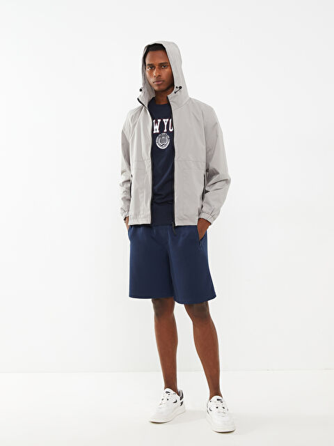 LCW Casual Standart Kalıp Kapüşonlu İnce Erkek Yağmurluk - W21189Z8-RCW