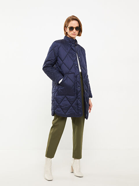 LCWAIKIKI Classic Шушляково яке за жени с яка тип фуния, капитониран десен и дълъг ръкав - W23148Z8-S7W