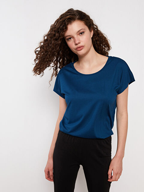 LCW DREAM Bisiklet Yaka Düz Kısa Kollu Kadın Pijama Üst - W25410Z8-JT1