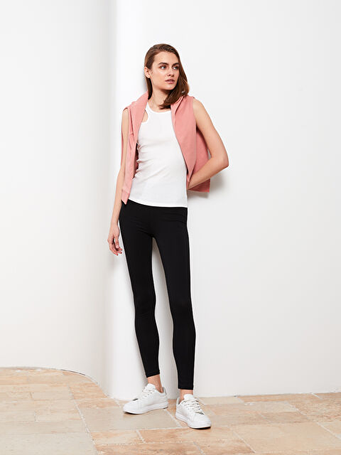 LCWAIKIKI Basic Kadın Beli Lastikli Düz Tayt - W25864Z8-CVL