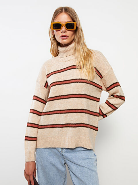 LCWAIKIKI Basic Balıkçı Yaka Çizgili Uzun Kollu Kadın Triko Kazak - W27358Z8-SHU