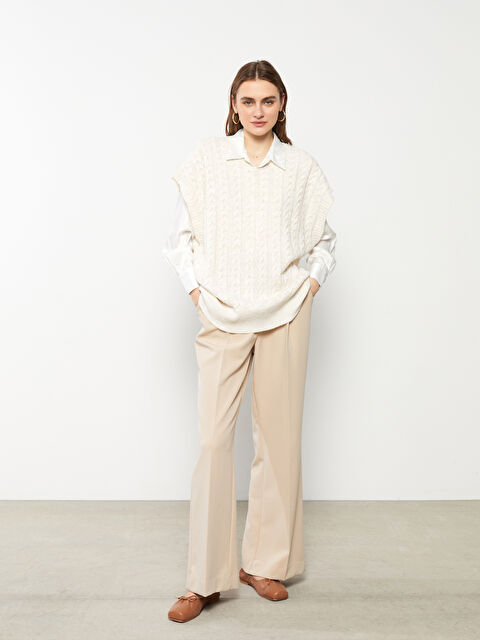 LCWAIKIKI Basic College Neck Self Patterned Women's Tricot Sweater - W27378Z8-R9J