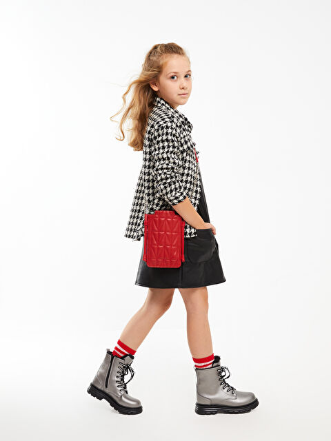 LCW STEPS Parlak Deri Görünümlü Kız Çocuk Bot - W28463Z4-GTB