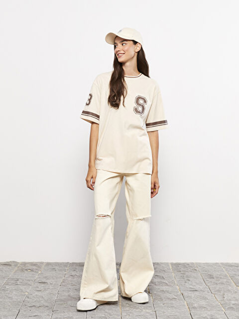 LCW Vision Bisiklet Yaka Baskılı Kısa Kollu Pamuklu Kadın Tişört - W2AT18Z8-FQF