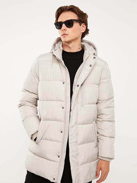 LCW Vision Standart Kalıp Kapüşonlu Erkek Şişme Mont - W2BJ46Z8-RTT