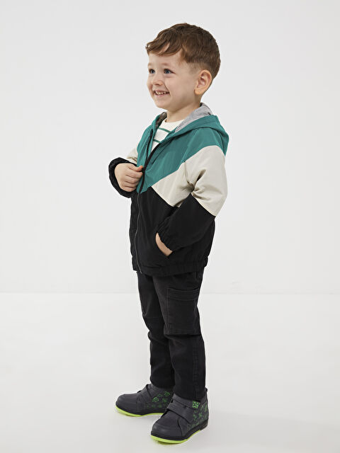 LCW STEPS Cırt Cırtlı Tabanı Işıklı Erkek Bebek Bot - W2DP85Z1-GDW