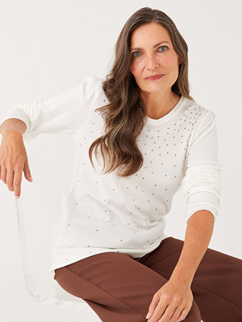 LCW Grace მრგვალი საყელო სტრასებით მორთული ქალებისთვის ტრიკოტაჟის სვიტერი - W2EI27Z8-DCY