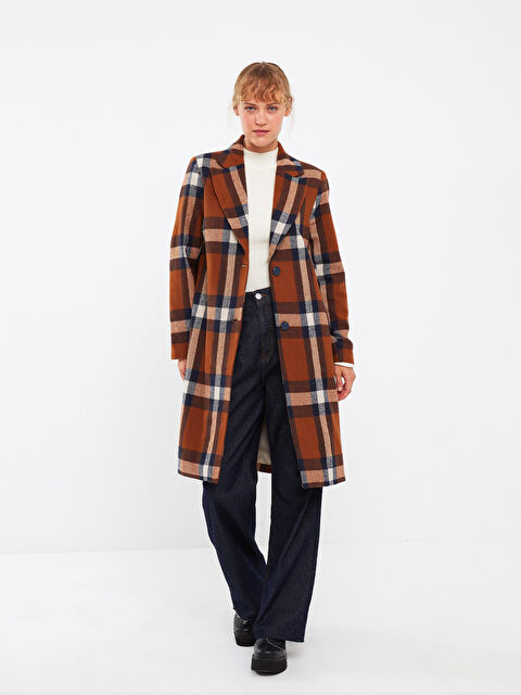 LCWAIKIKI Classic Önden Düğme Kapamalı Ekose Uzun Kollu Kadın Ceket - W2EL76Z8-LLL