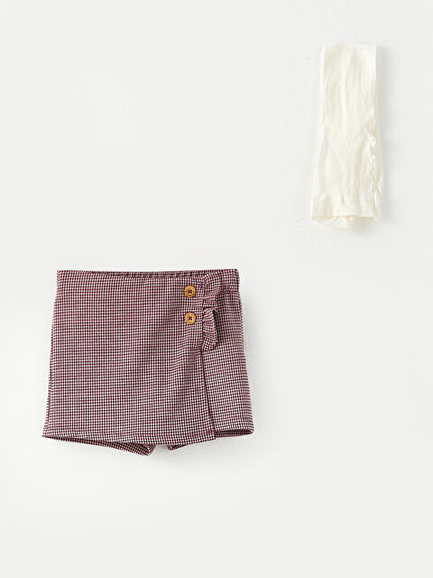 LCW baby Beli Lastikli Ekose Desenli Kız Bebek Şort Etek ve Külotlu Çorap 2'li Takım - W2FJ10Z1-LTM