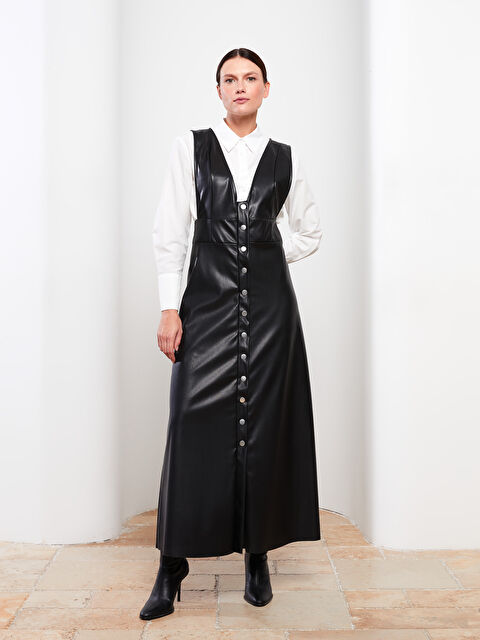 LCW Modest V Yaka Düz Kolsuz Deri Görünümlü Kadın Elbise - W2GO00Z8-RQL