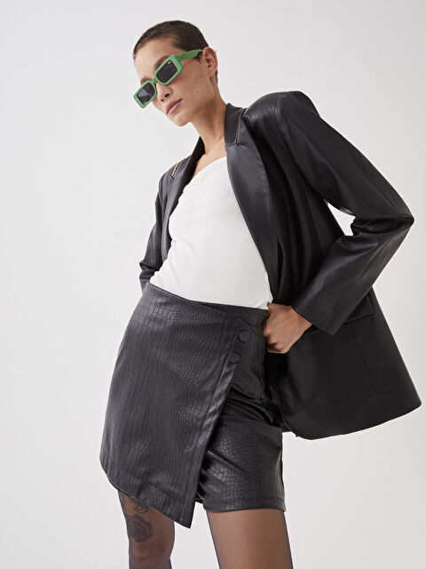LCW Vision Deri Görünümlü Kadın Şort Etek - W2GQ25Z8-RQL
