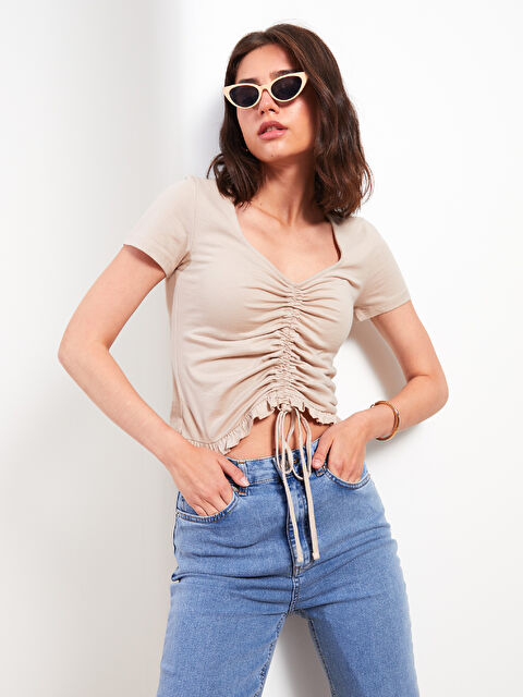 LCW Vision V Yaka Düz Kısa Kollu Pamuklu Kadın Tişört - W2GV84Z8-SUU