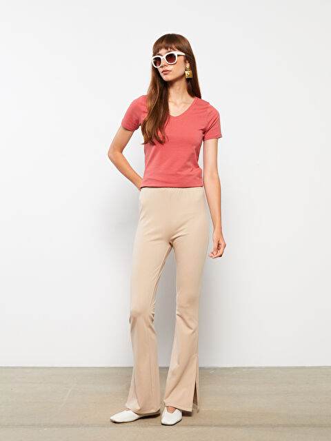 LCWAIKIKI Basic V Yaka Düz Kısa Kollu Pamuklu Kadın Tişört - W2HS49Z8-GQD